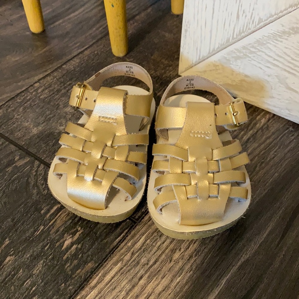 Baby shoes